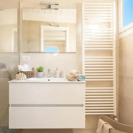 Willa Emmeline Fronte Mare 5 6 Bagni Infinity Pool Wifi Per 12 Persone