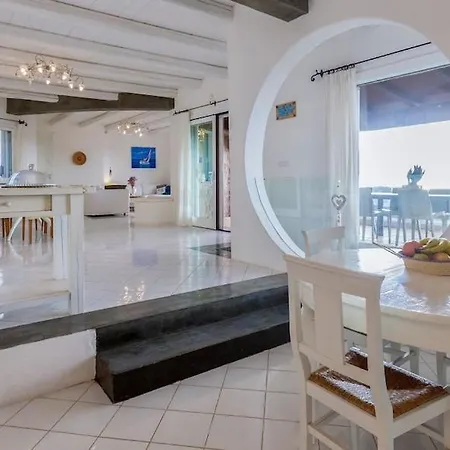 Villa Emmeline Fronte Mare 5 6 Bagni Infinity Pool Wifi Per 12 Persone Alghero