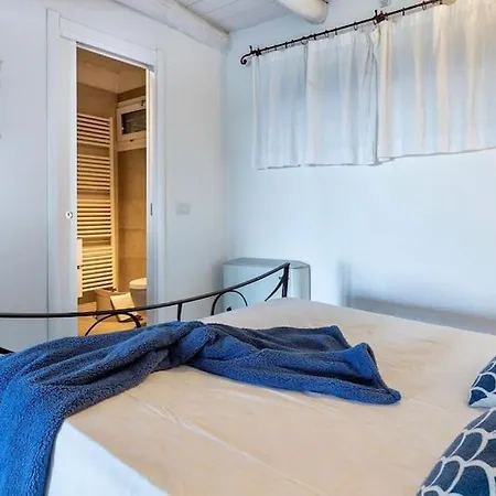 Emmeline Fronte Mare 5 6 Bagni Infinity Pool Wifi Per 12 Persone Villa Alghero