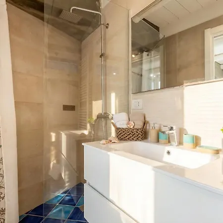 Emmeline Fronte Mare 5 6 Bagni Infinity Pool Wifi Per 12 Persone Villa Alghero