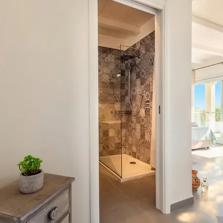 Emmeline Fronte Mare 5 6 Bagni Infinity Pool Wifi Per 12 Persone * Alghero