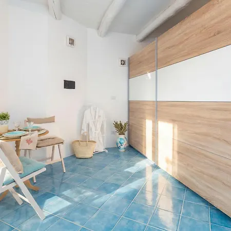 Villa Emmeline Fronte Mare 5 6 Bagni Infinity Pool Wifi Per 12 Persone *