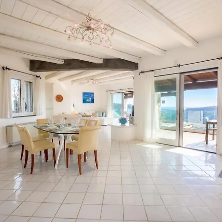 Emmeline Fronte Mare 5 6 Bagni Infinity Pool Wifi Per 12 Persone Villa *