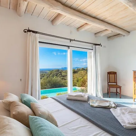 Emmeline Fronte Mare 5 6 Bagni Infinity Pool Wifi Per 12 Persone