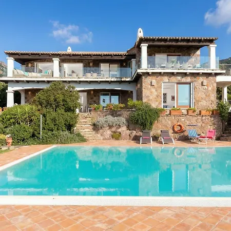 Emmeline Fronte Mare 5 6 Bagni Infinity Pool Wifi Per 12 Persone *