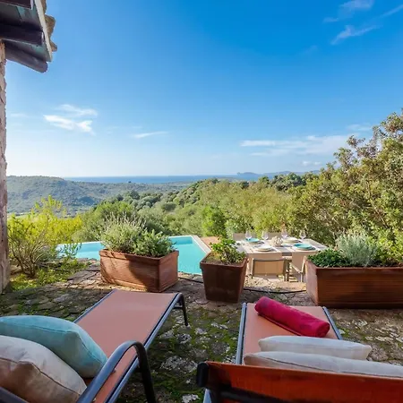 Villa Emmeline Fronte Mare 5 6 Bagni Infinity Pool Wifi Per 12 Persone