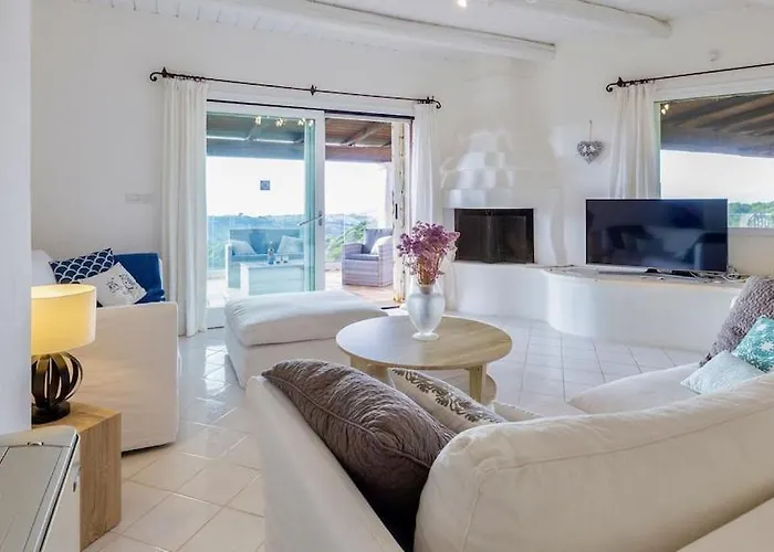 فيلة Emmeline Fronte Mare 5 6 Bagni Infinity Pool Wifi Per 12 Persone