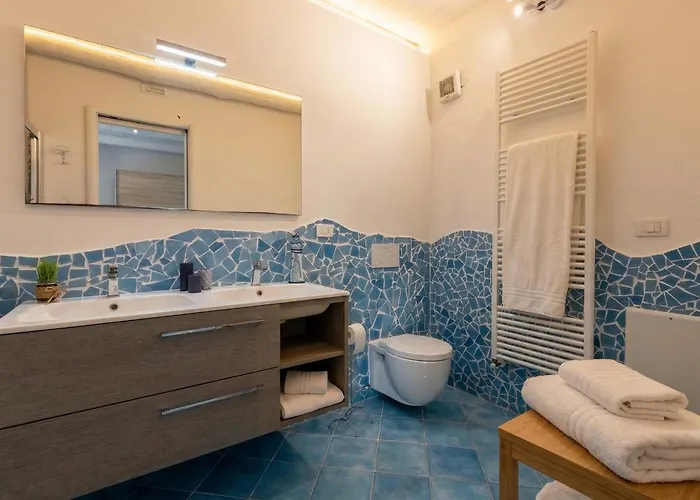 Villa Emmeline Fronte Mare 5 6 Bagni Infinity Pool Wifi Per 12 Persone Alghero