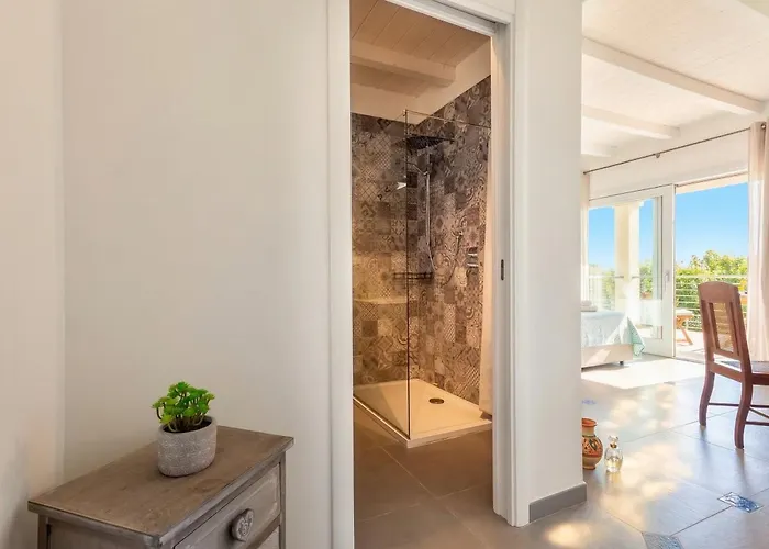 Emmeline Fronte Mare 5 6 Bagni Infinity Pool Wifi Per 12 Persone * Alghero