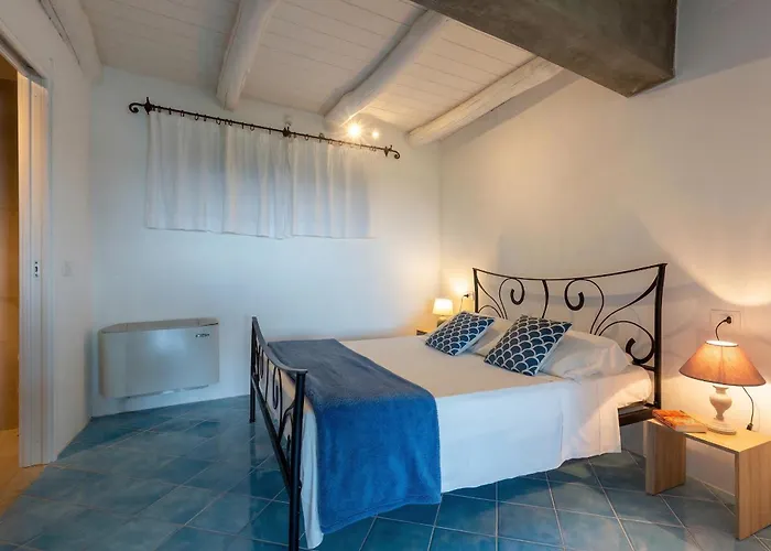 Emmeline Fronte Mare 5 6 Bagni Infinity Pool Wifi Per 12 Persone Villa Alghero