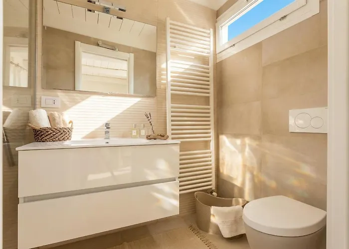 Villa Emmeline Fronte Mare 5 6 Bagni Infinity Pool Wifi Per 12 Persone Alghero