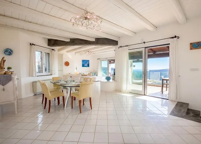 Emmeline Fronte Mare 5 6 Bagni Infinity Pool Wifi Per 12 Persone Villa *