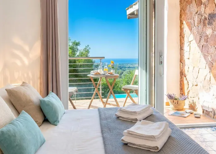 Emmeline Fronte Mare 5 6 Bagni Infinity Pool Wifi Per 12 Persone Villa