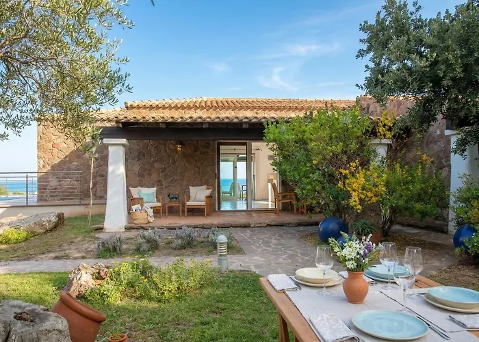 Emmeline Fronte Mare 5 6 Bagni Infinity Pool Wifi Per 12 Persone